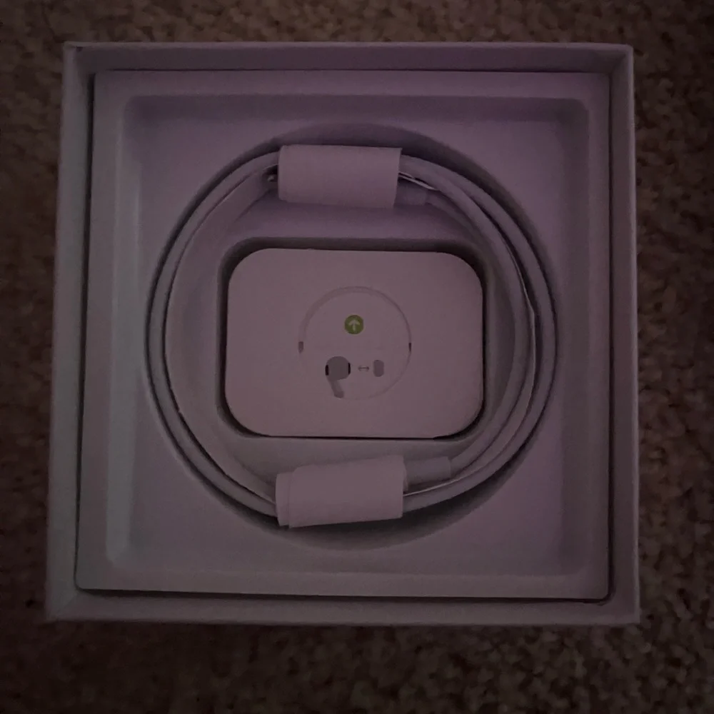 selling airpods gen 2 brand new everything in the box